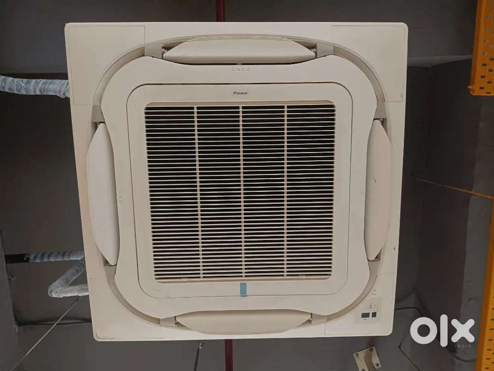 Daikin Casette AC 2Ton including outdoor