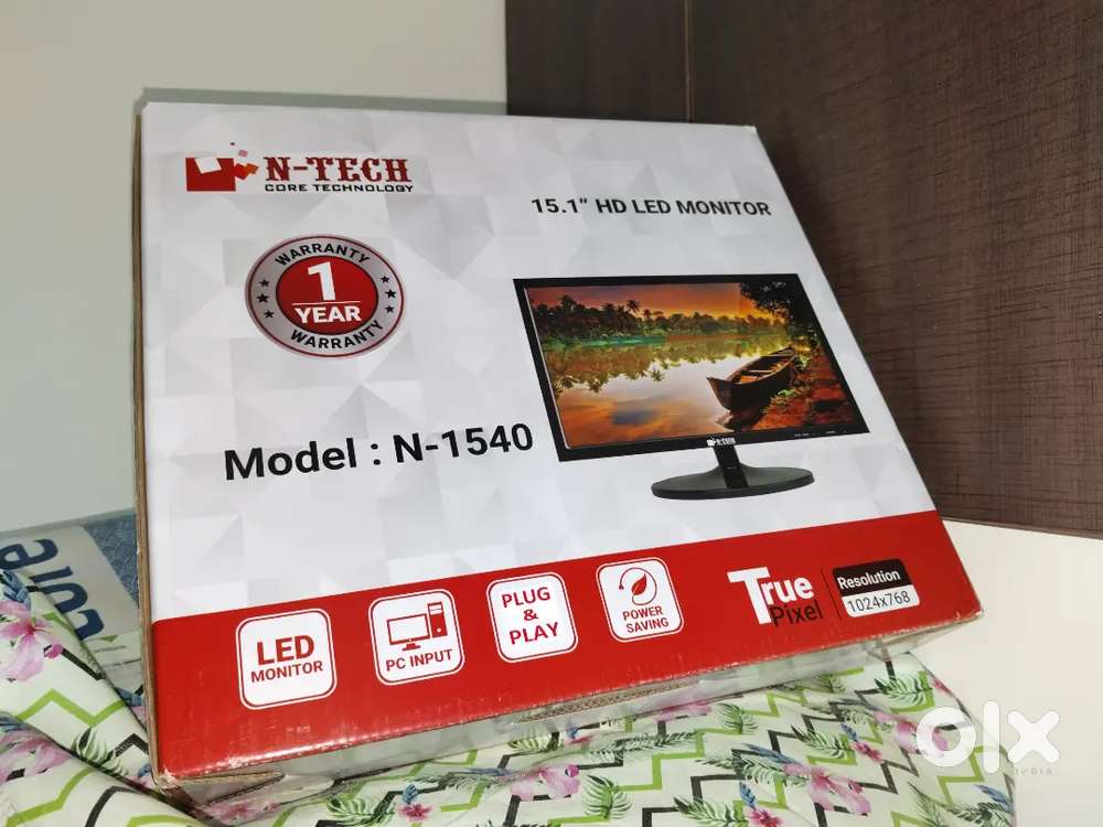 15 LED Monitor for sale