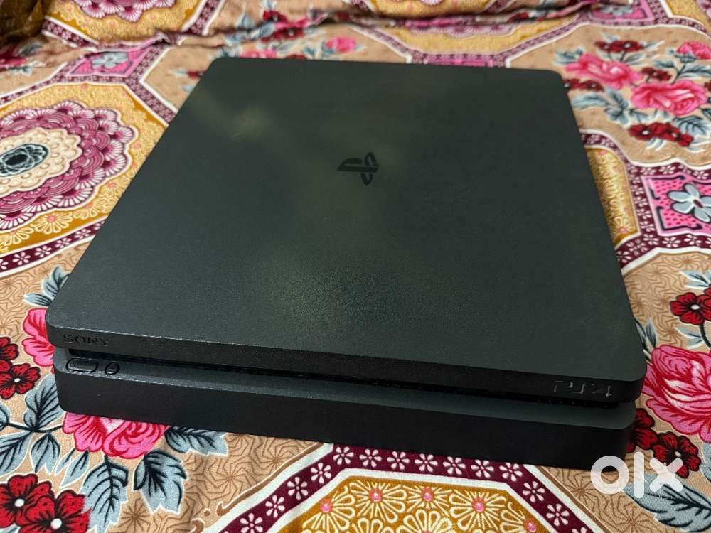 Ps4 Slim 1Tb With Original Box