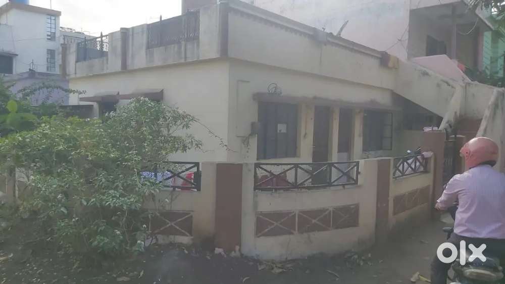 Independent house for sell in maharana colony near omkar nagar