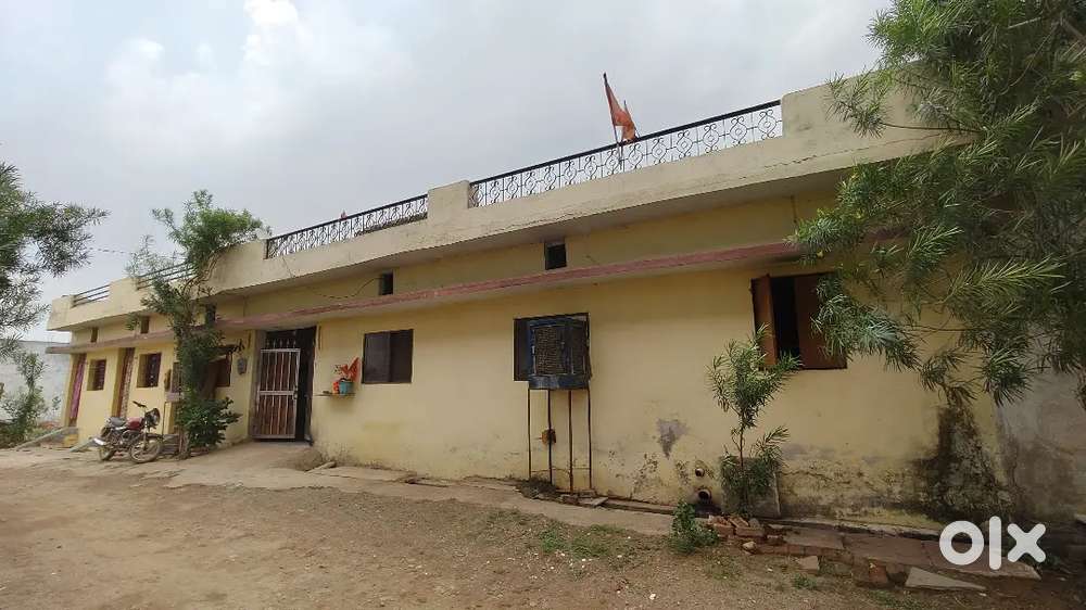 DLS College road Pratiksha vihar