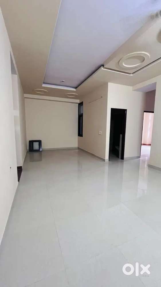 Semi furnished 3 bhk flat near airport
