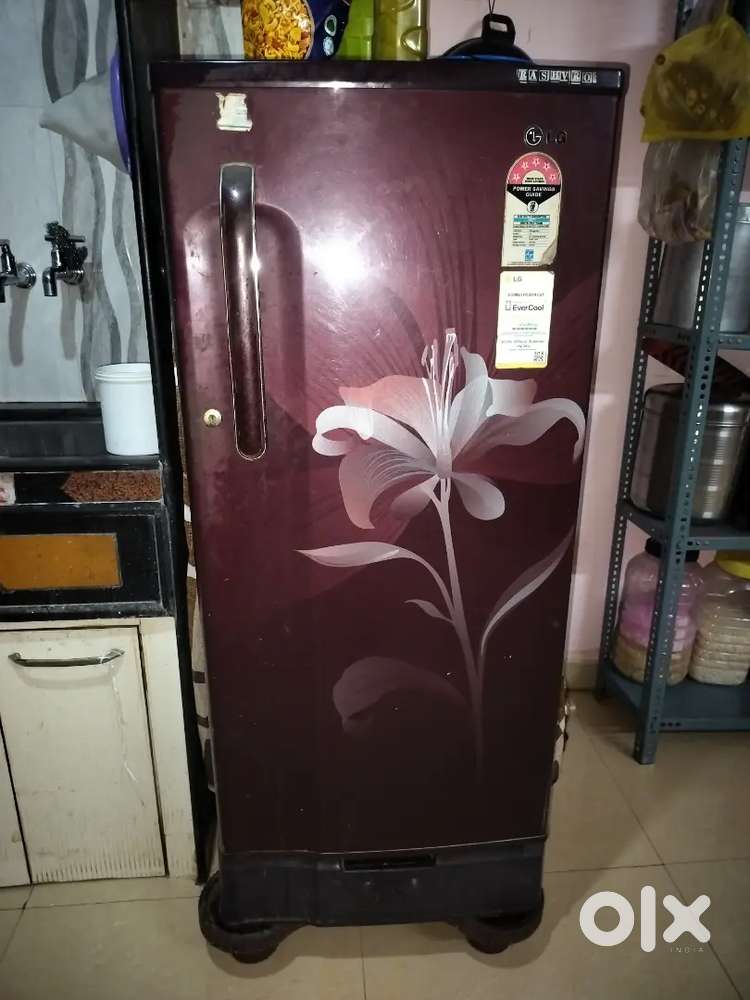 Buy new one selling this out due low space at home
