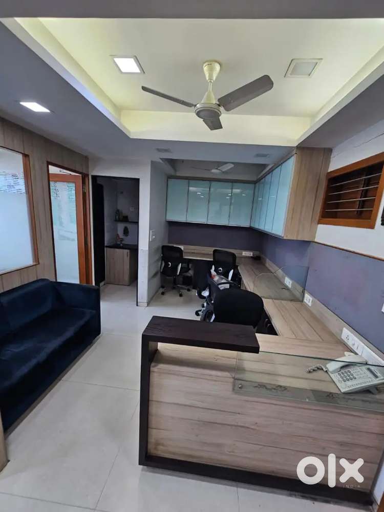 Office for rent in Alpha Center Court