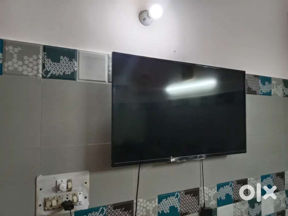 Brand new condition 42 inch lcd