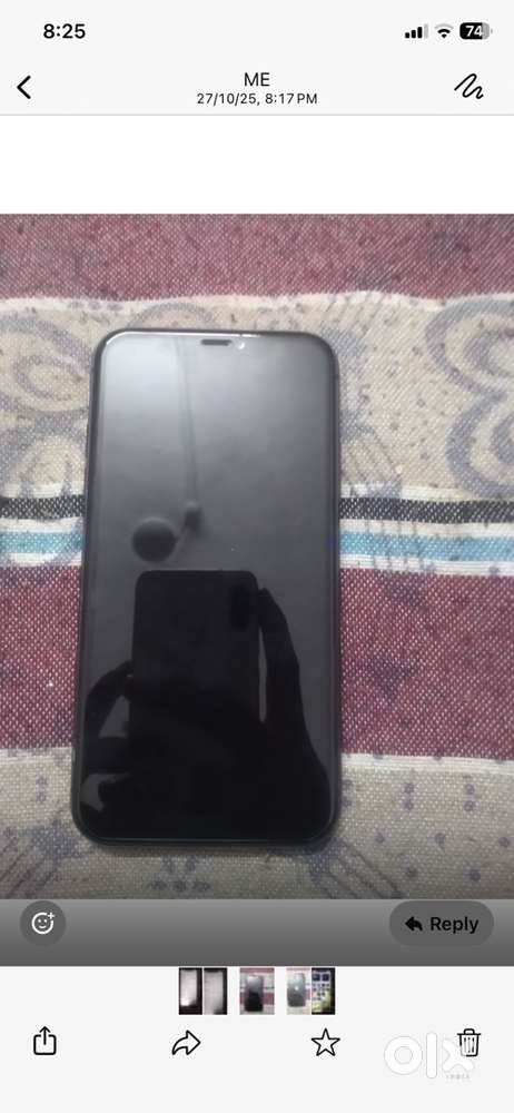 IPHONE 11 64 gb hai battery healt 100 hai or bill box or cable hai bas