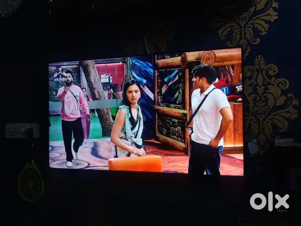 Samsung smart TV 55 inch good condition YouTube Wi-Fi and hotstar