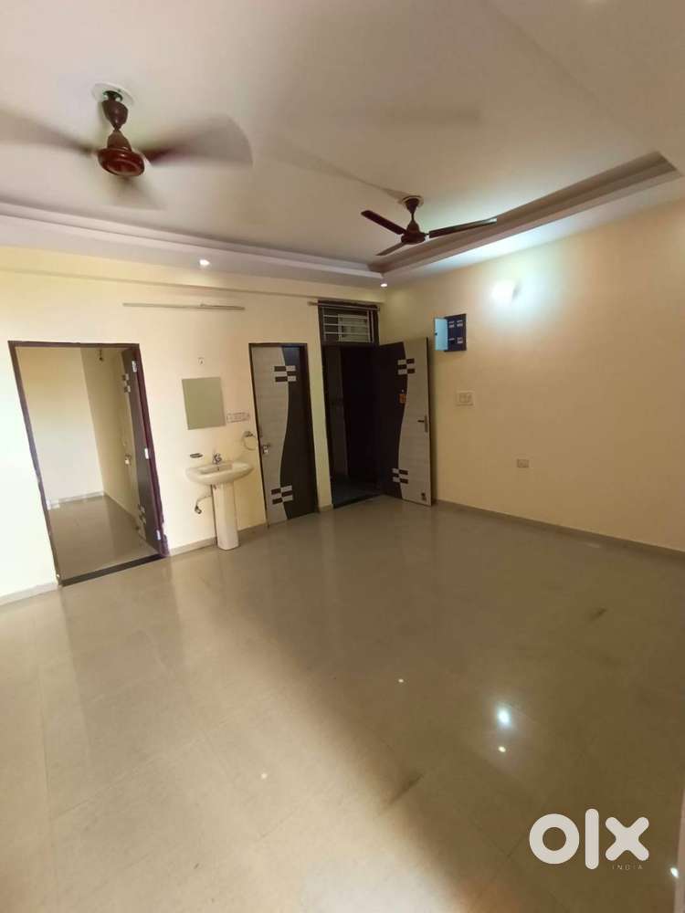 JUMBO 2 BHK FLAT NEAR JAGATPURA FLYOVER