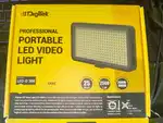 Digitek portable LED light
