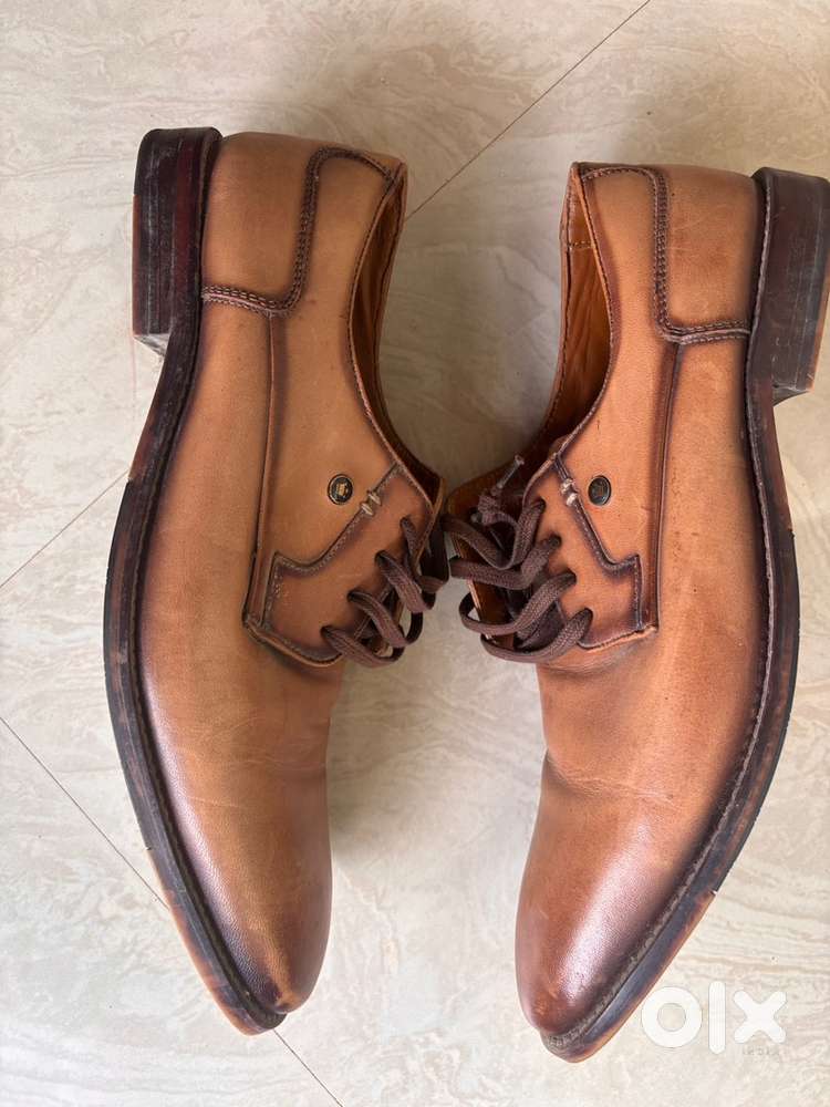 Louis Philippe pure leather shoe -10 size