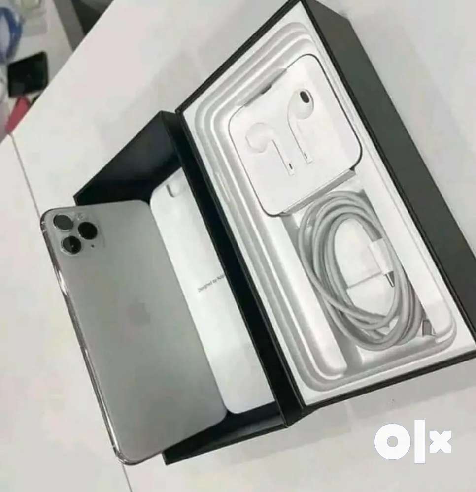 Apple iPhone all new models available box with bill & accsoreis
