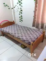 Selling my furniture Diwans, Single Bed, sofa and Almirah