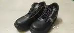 Safety shoes