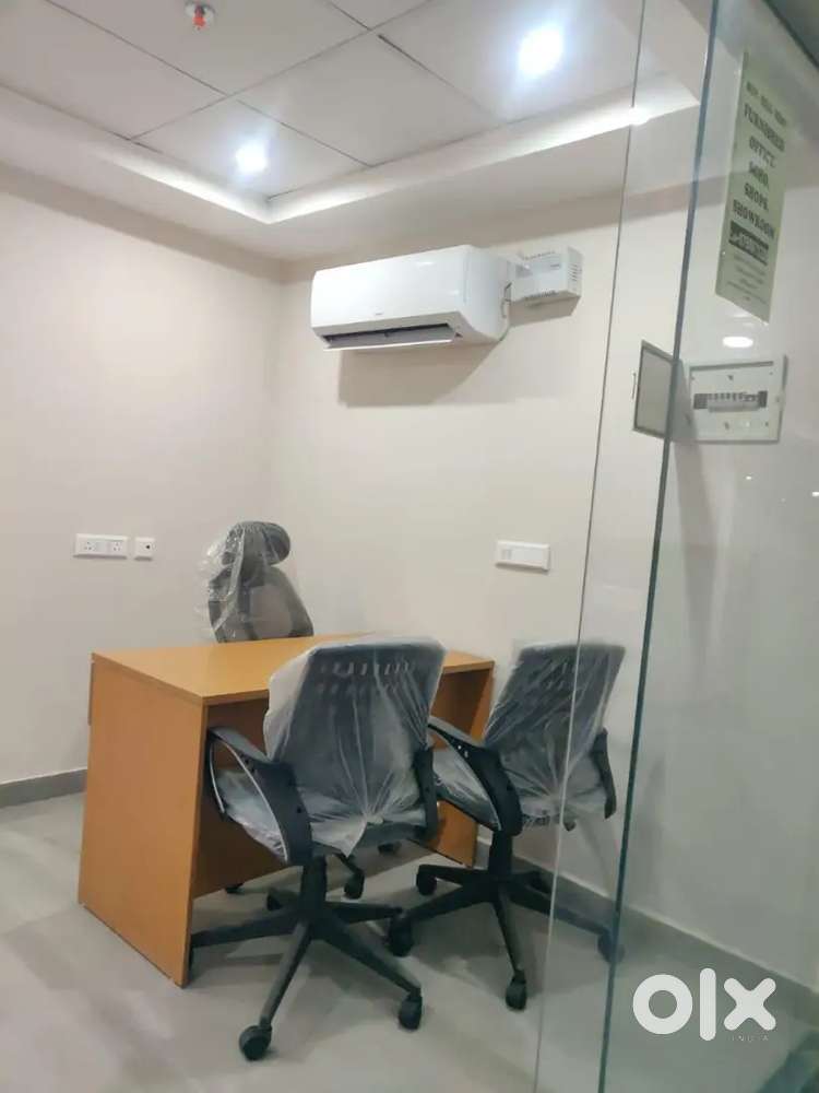 300 Sq ft Fully Furnished Office (CCC)