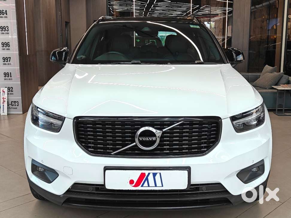 Volvo XC40 T4 R-Design, 2022, Petrol