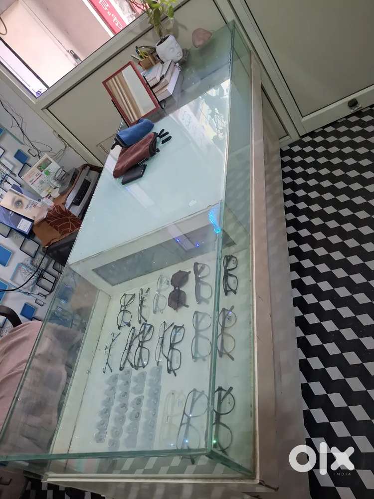 Urgent sale display counter and setty