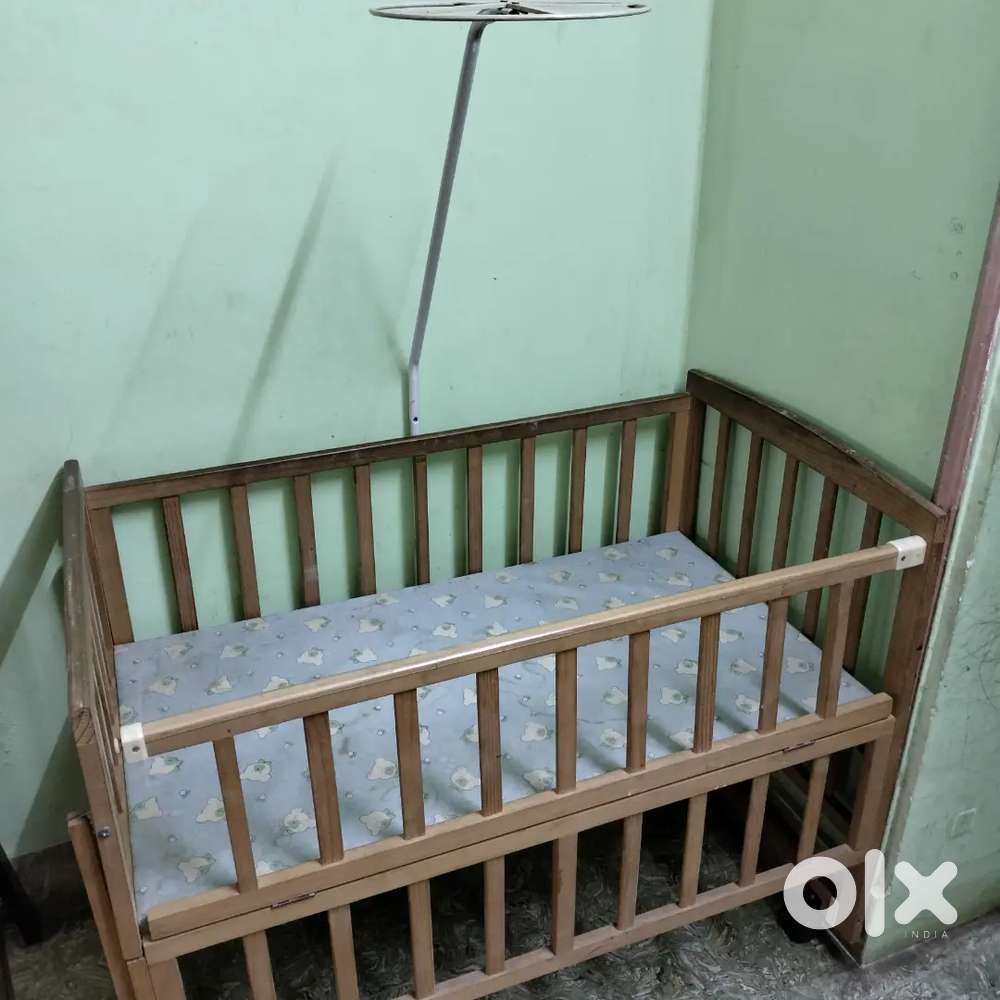 PINE WOOD CRADLE 1 TO 6 YEARS