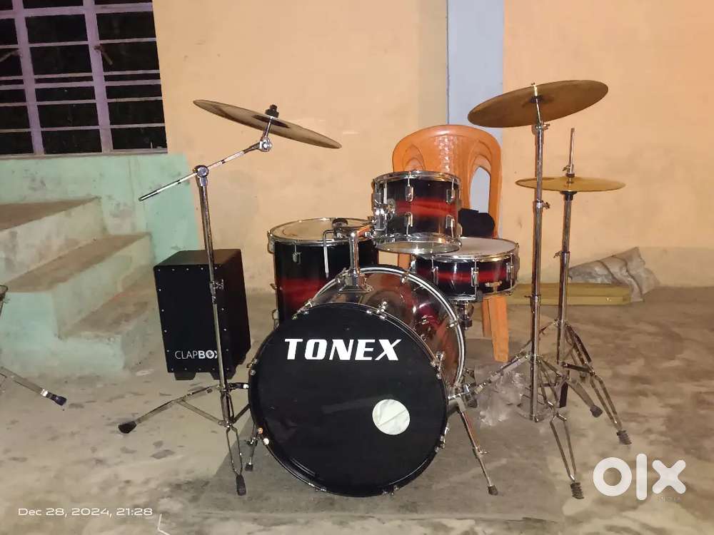 Tonex Imported Drums very good condition