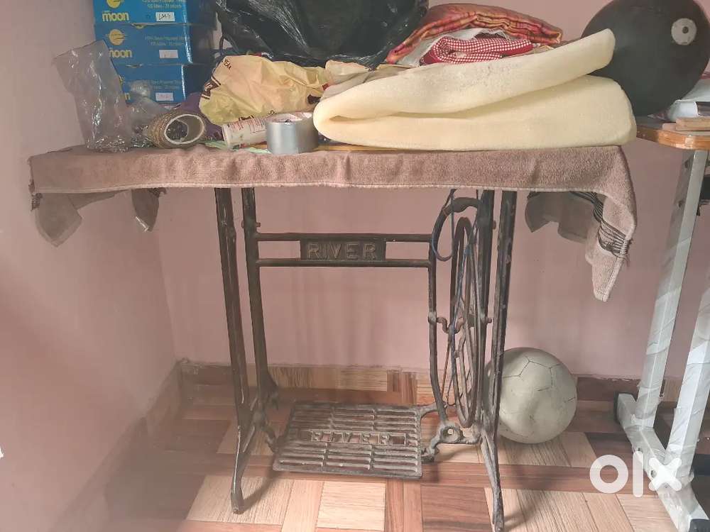 Selai मशीन legs good condition