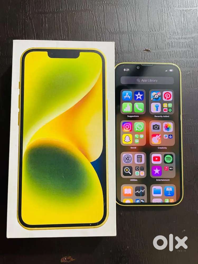 Selling my 7 month old iphone 14 need urgent money
