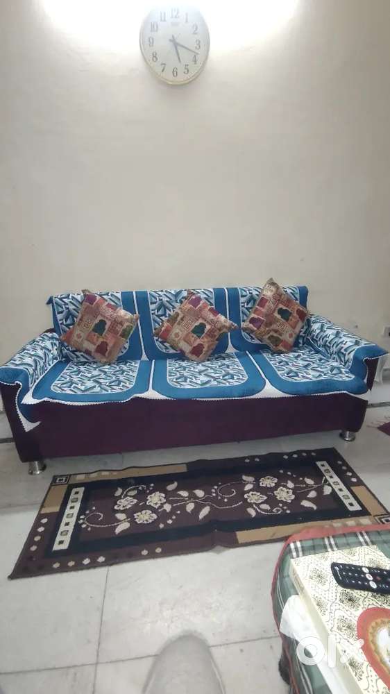 Sofa 5 Seater Sofa or Computer Table Cum Study table