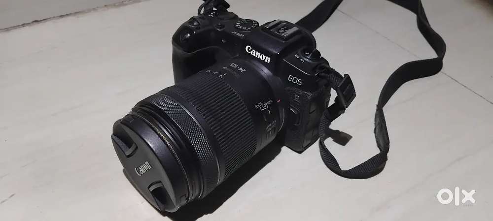 Canon RP with 24-105 RF lens + 5,battery + godox 585 Tt Flesh
