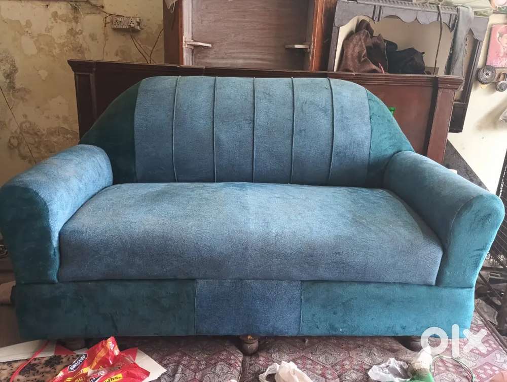 Sofa ₹10000