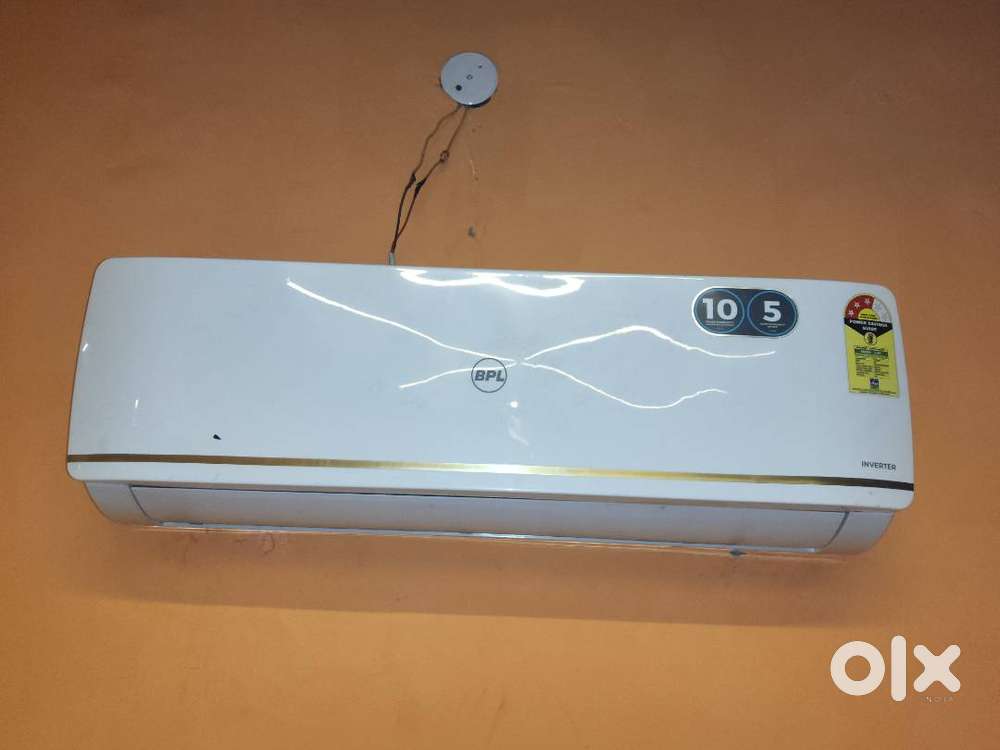 3 minth old aircon