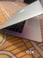 MacBook Air A1466 (EMC 3178)