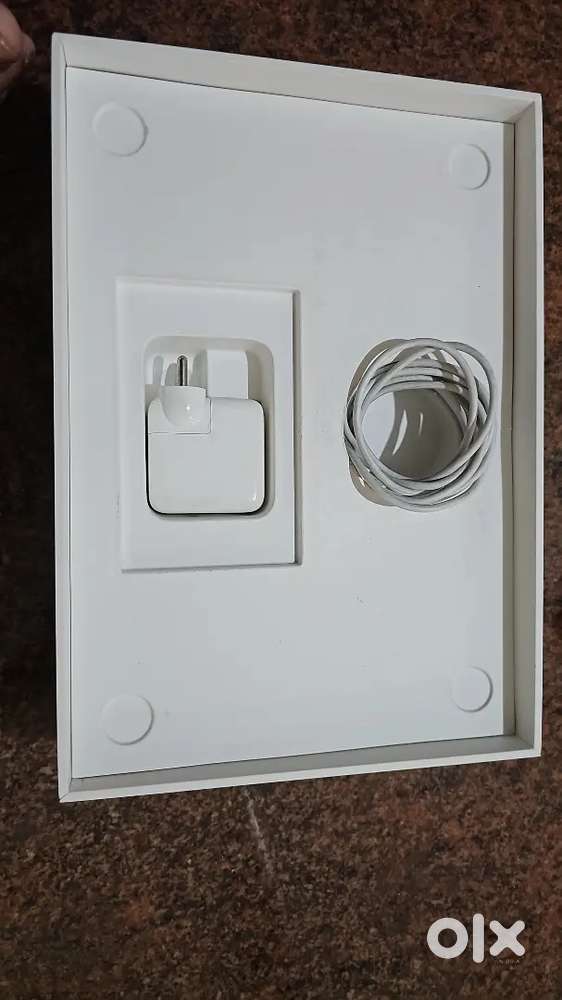 Macbook Air 2023 laptop