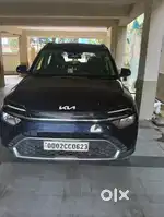 Kia Carens 2022 Petrol 80000 Km Driven