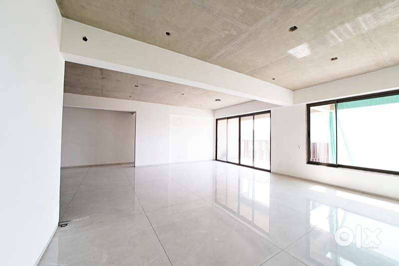 Rent - Big 4 BHK @ Thaltej