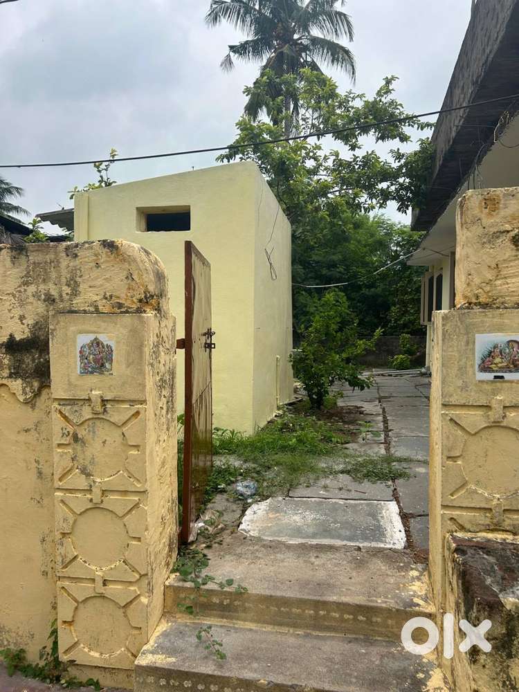 Independent house for sale