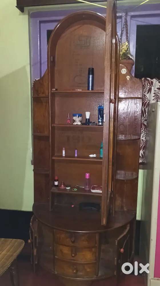 Wooden Dressing table