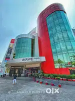 WAVE MALL लड़के तथा लड़कियों की आवश्यकता