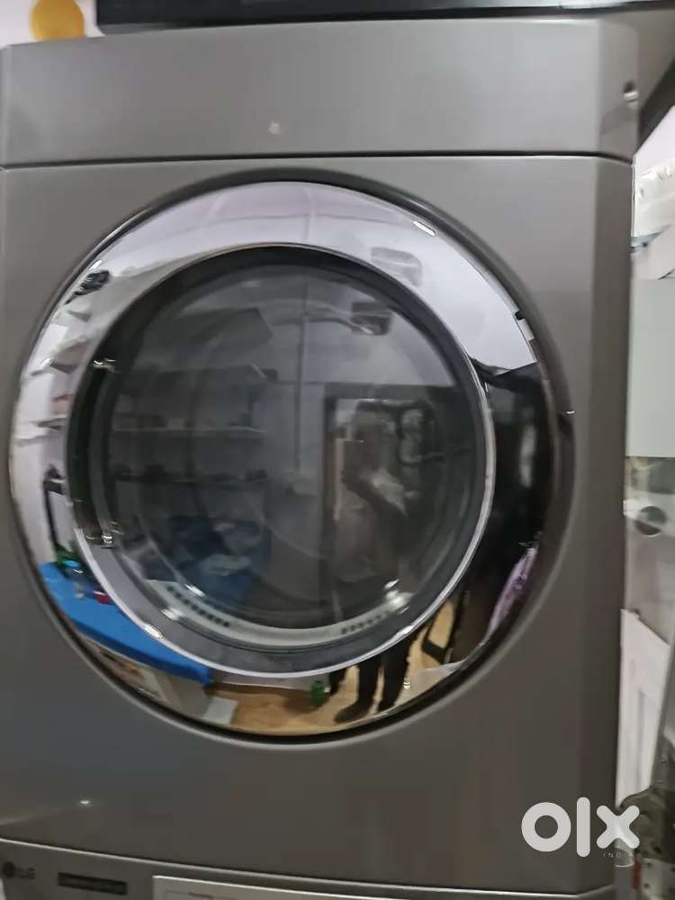 Store manager and Runner