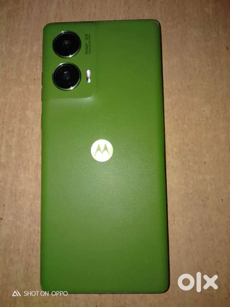 Motorola edge 50 fusion 8gb/128gb  4 and half month old under warranty