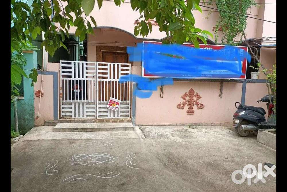 Tolet for commercial useful offices