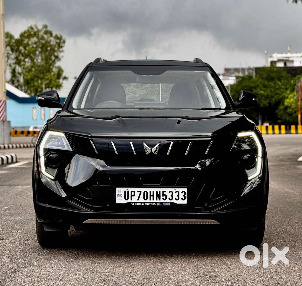Mahindra XUV 3XO AX5 1.5 Diesel Autoshift Plus, 2025, Diesel