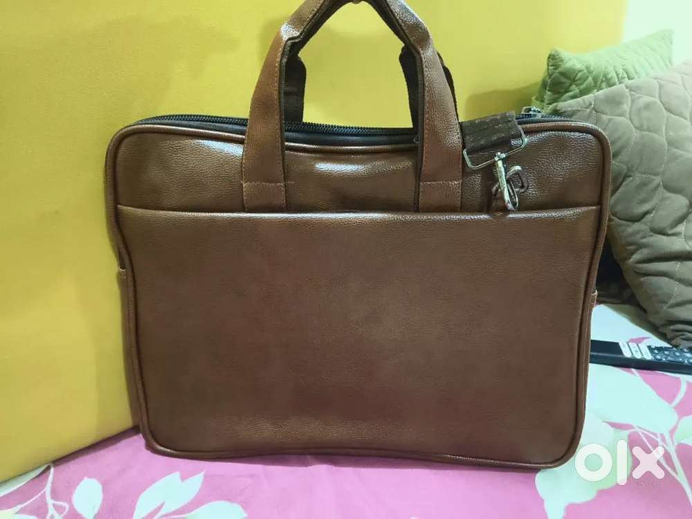 ESBEDA LEATHER LAPTOP BAG