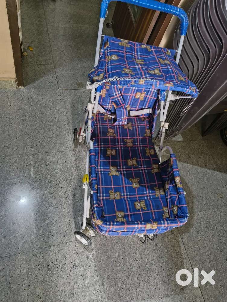 Baby walking trolly