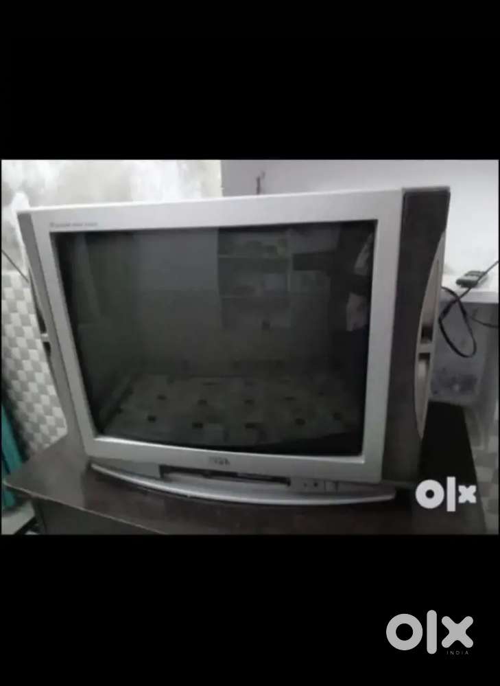 BPL tv with bright colour