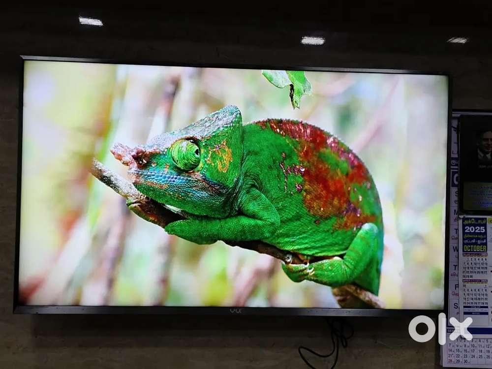 50 Inch Vu LED Smart TV in Excellent Condition for Sale!