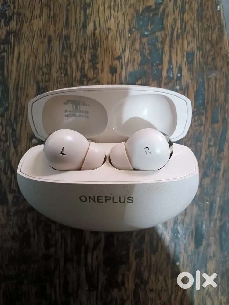 One plus earbuds
