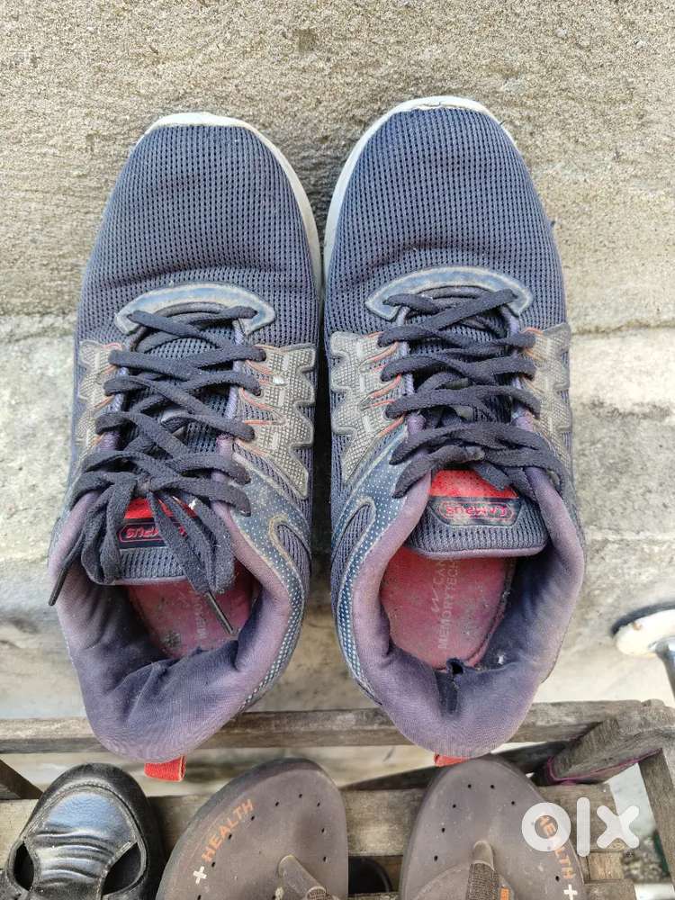 Cumpus running shoes