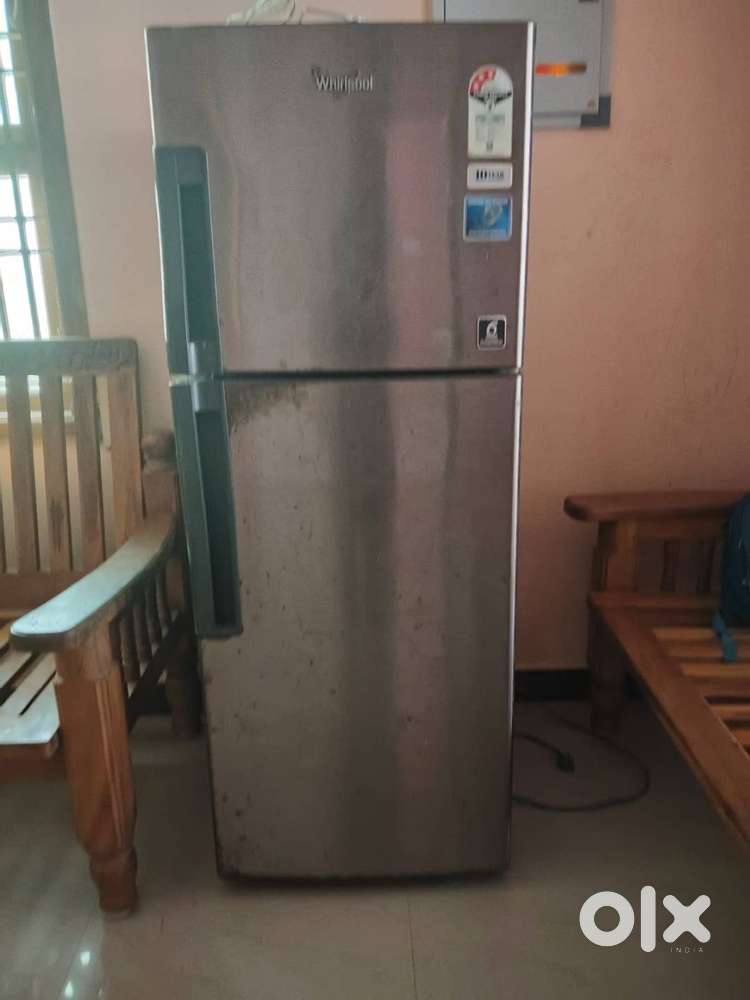 Whirlpool double door refrigerator