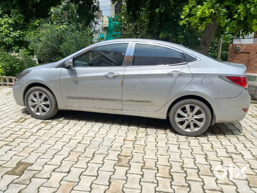 Hyundai Verna 2012 Petrol 86000 Km Driven