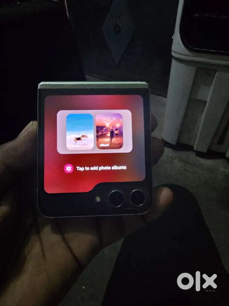 Samsung galaxy flip 5 agla foldable damage.8Gb 256gb