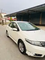 In Mint, scratchless condition, best kept condition, smooth engine,
