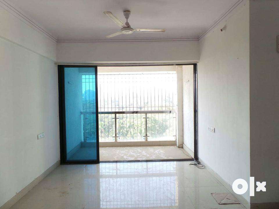 2Bhk Flat Is Available For Sale In Rosa Bella Kavesar Thane West.